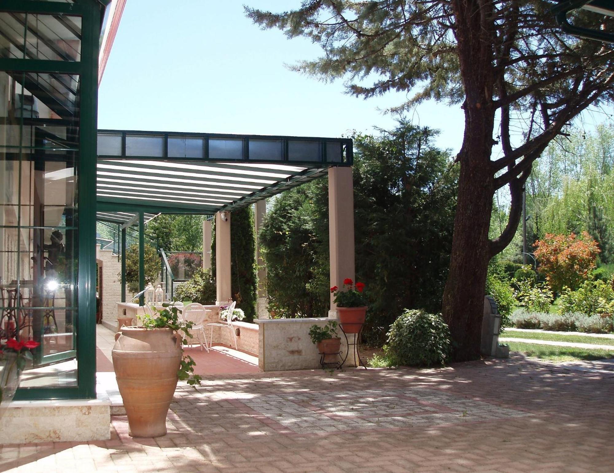 Krepeni Hotel Galaxy מראה חיצוני תמונה